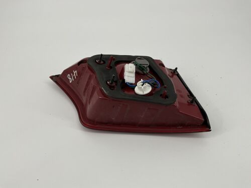 2013 - 2016 Hyundai Santa FE XL PASSENGER SIDE Inner Taillight