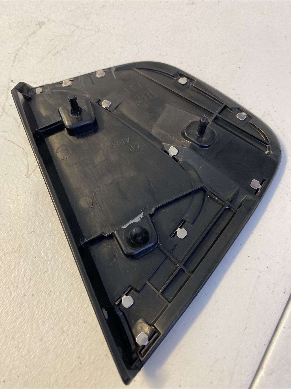 2015-2017 SUBARU LEGACY BEHIND REAR LEFT DRIVER SIDE DOOR TRIM MOLDING OEM