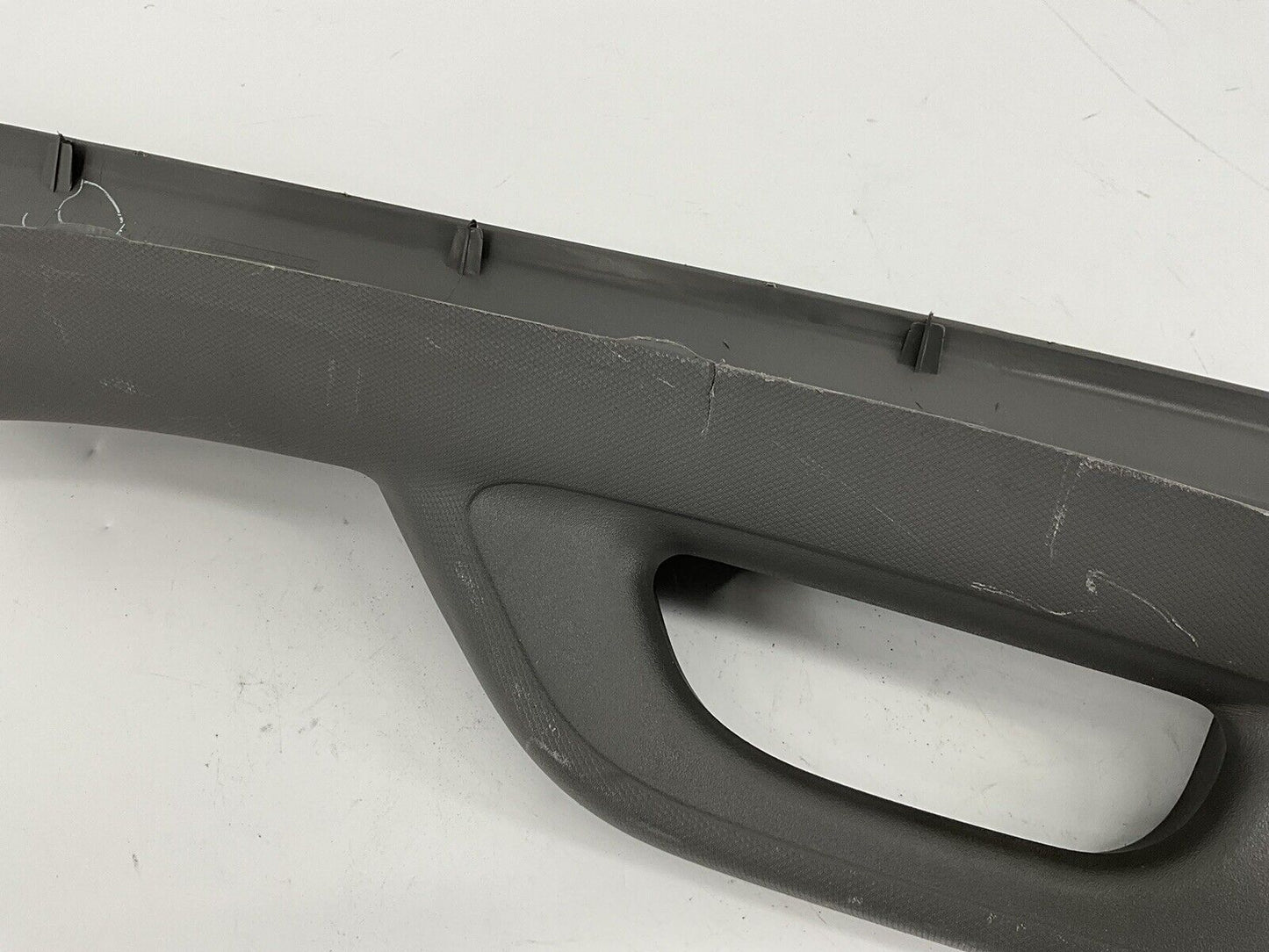 2020-2023 CHEVY SILVERADO 2500 HD WINDHSIELD LEFT DRIVER A PILLAR TRIM COVER OEM