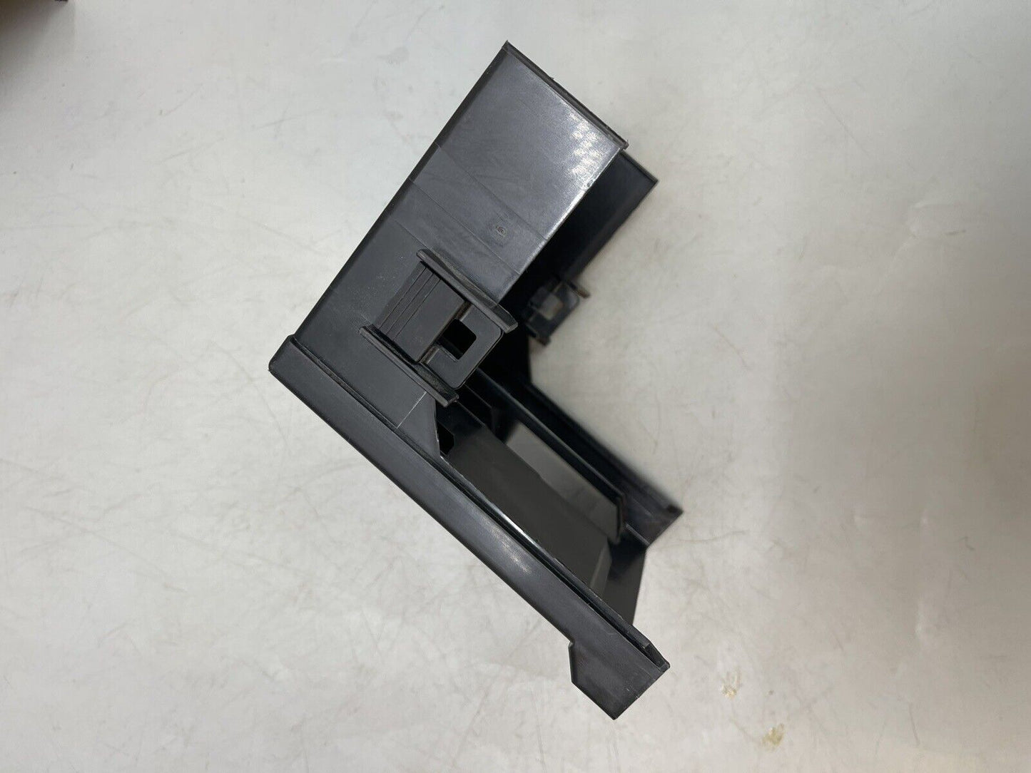 Camaro Fuse Box 7171454130 Cover