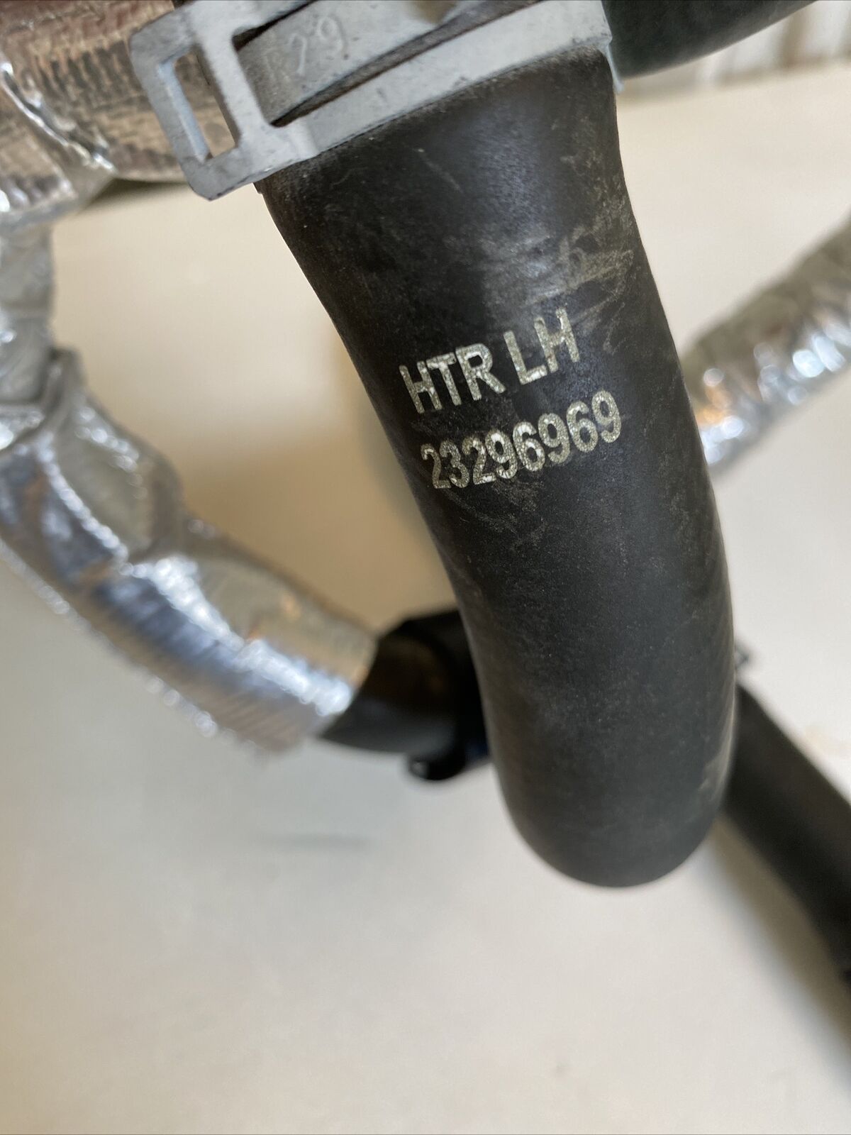 CHEVROLET CAMARO MK6 23296968 23296969 OEM 2017 - 2018