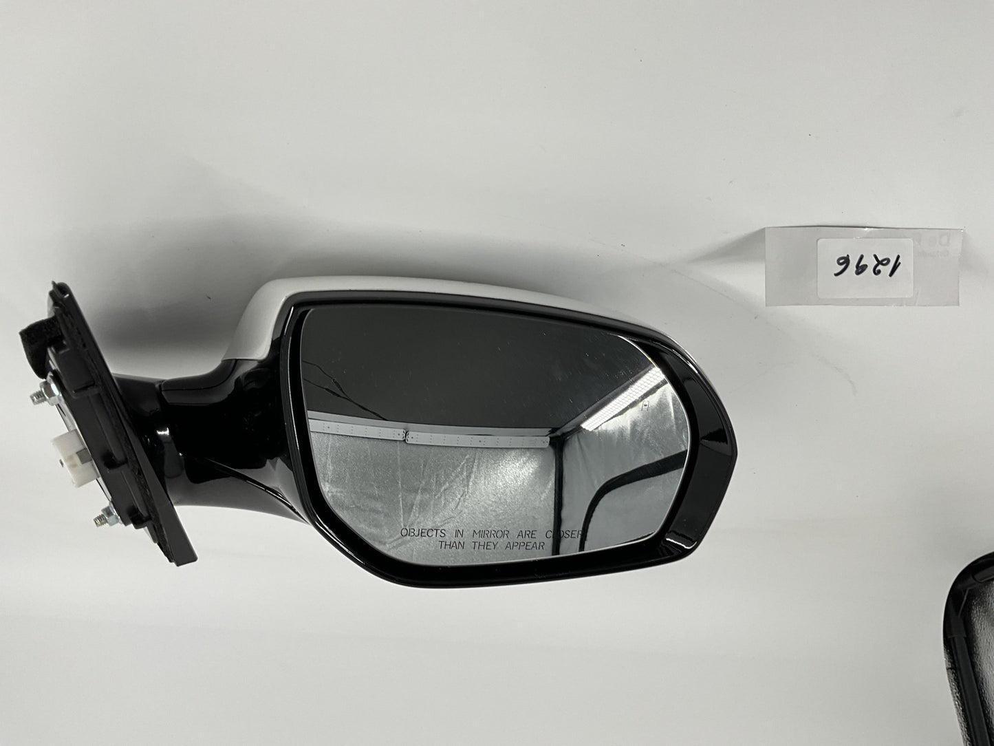 2013-2016 Hyundai Santa Fe Passenger Right Side View Power Door Mirror