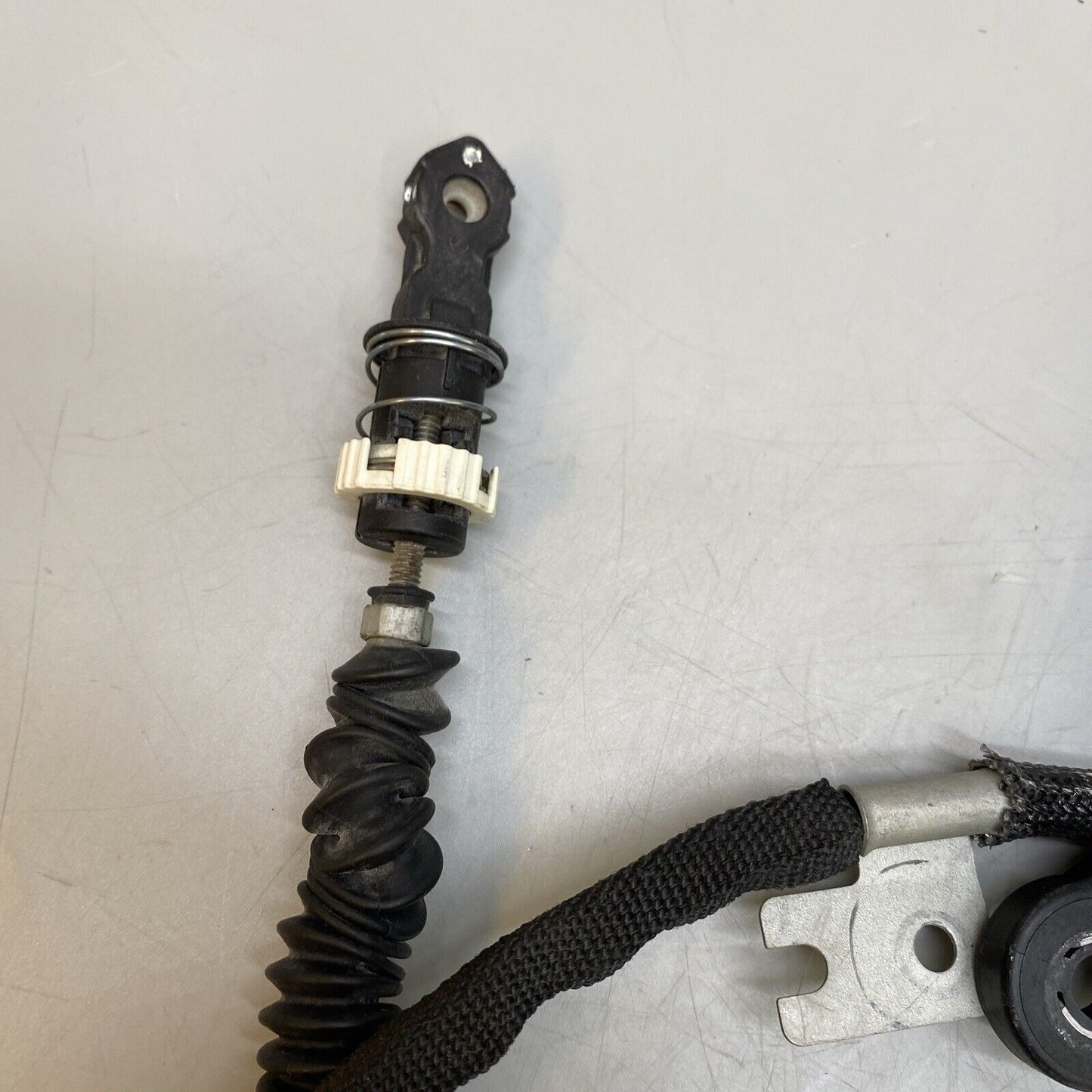 2020 CAMARO AUTOMATIC GEAR SELECTOR SHIFTER ASSEMBLY OEM 84069303