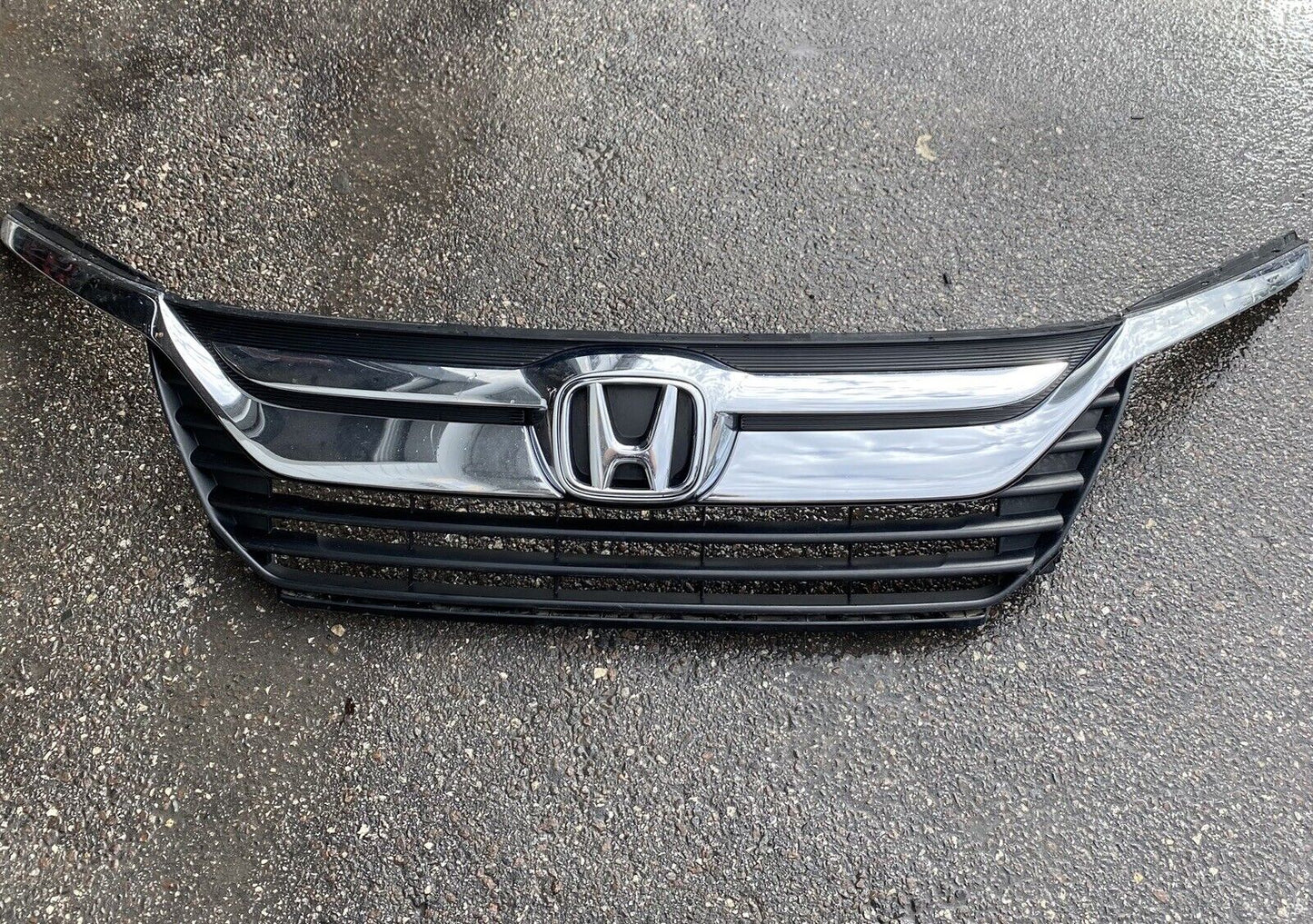 For Honda Odyssey Front Upper Grille OEM 71121-THRA-AO