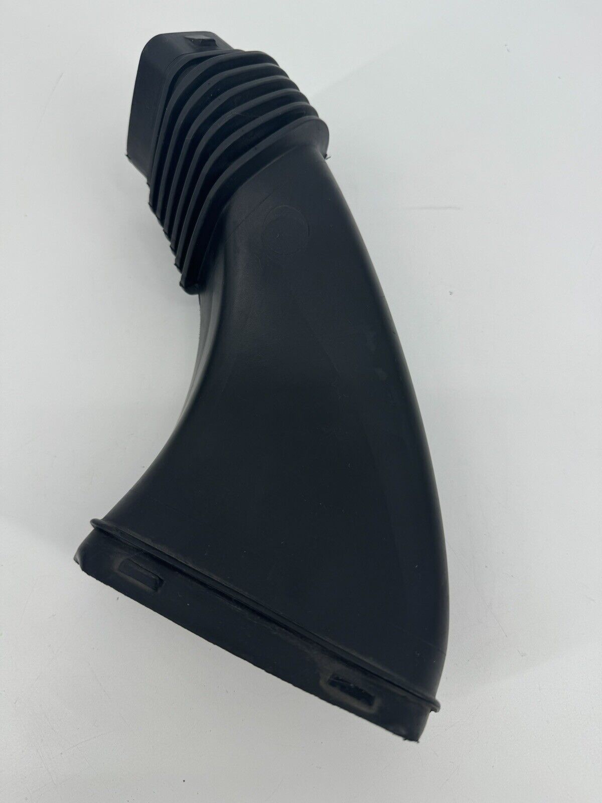 2020-2022 ESCAPE 2.0L ENGINE AIR INTAKE TUBE OEM LX61-9C676-AA