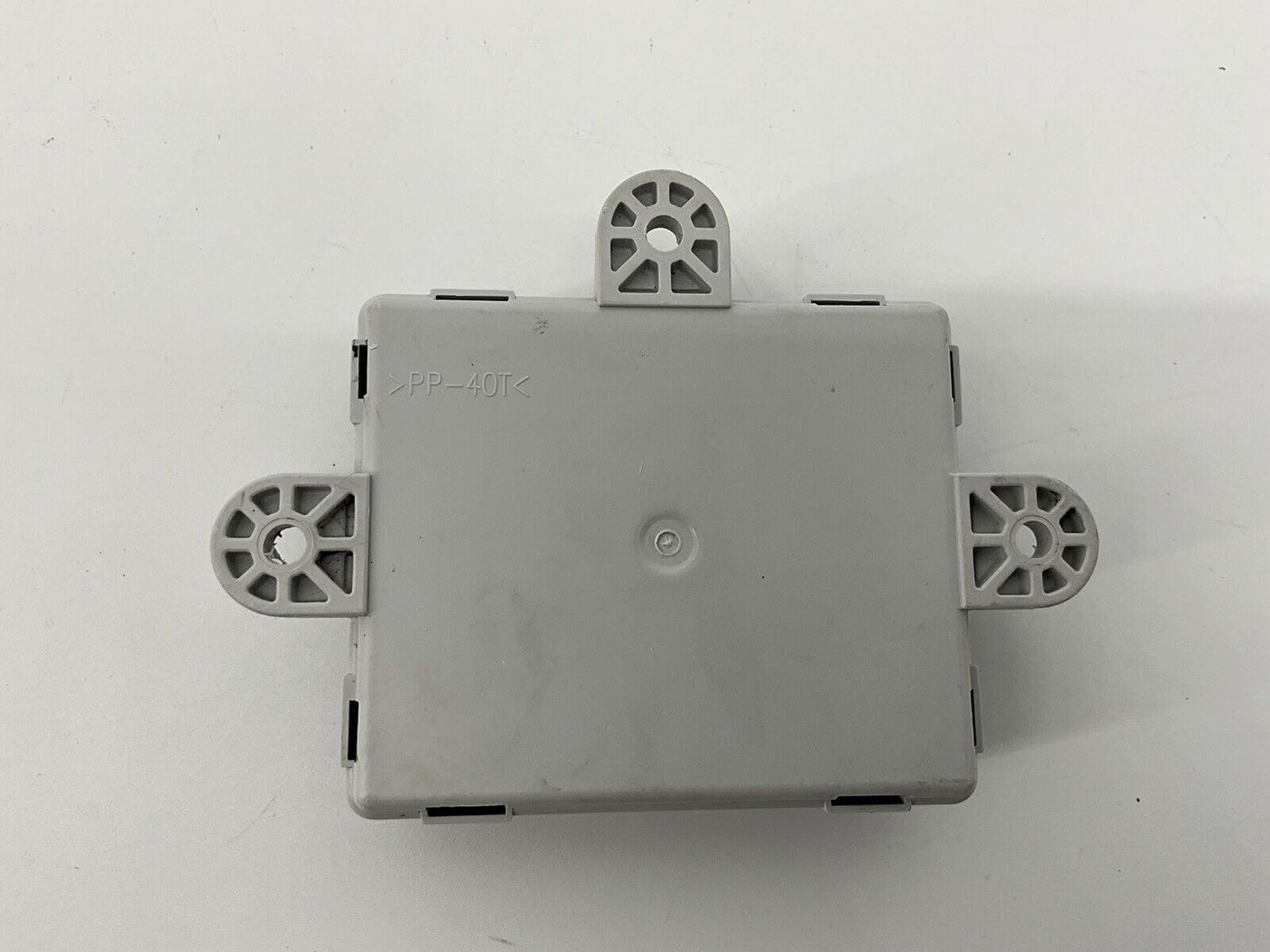 2013 - 2018 FORD C-MAX FRONT PASSENGER SIDE CONTROL MODULE AV6N-14B533-FC