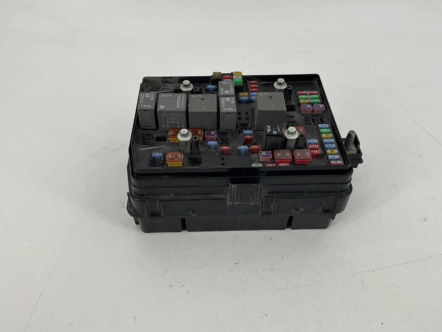 2020 Silverado 2500 Engine Fuse Box 84594609