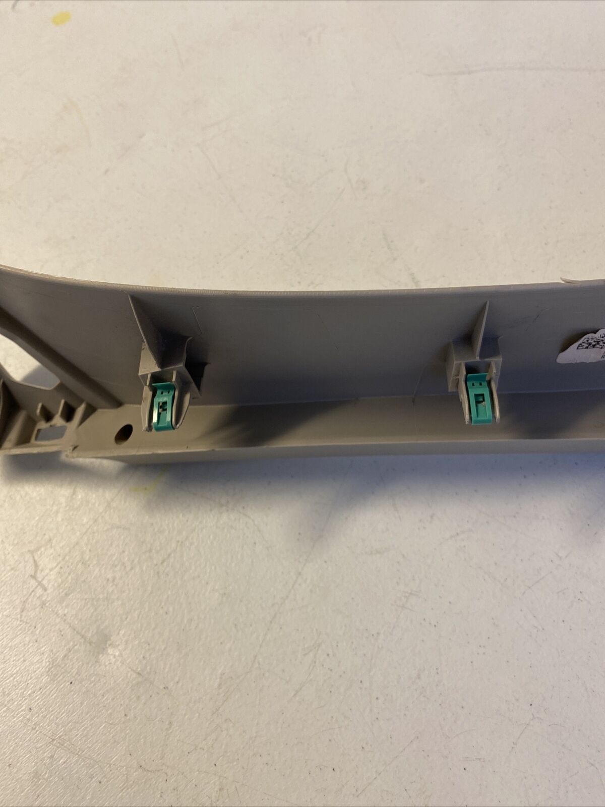 2018-2021 CHRYSLER PACIFICA Gate Trunk RH Trim Upper Panel 5RJ28PD2AE