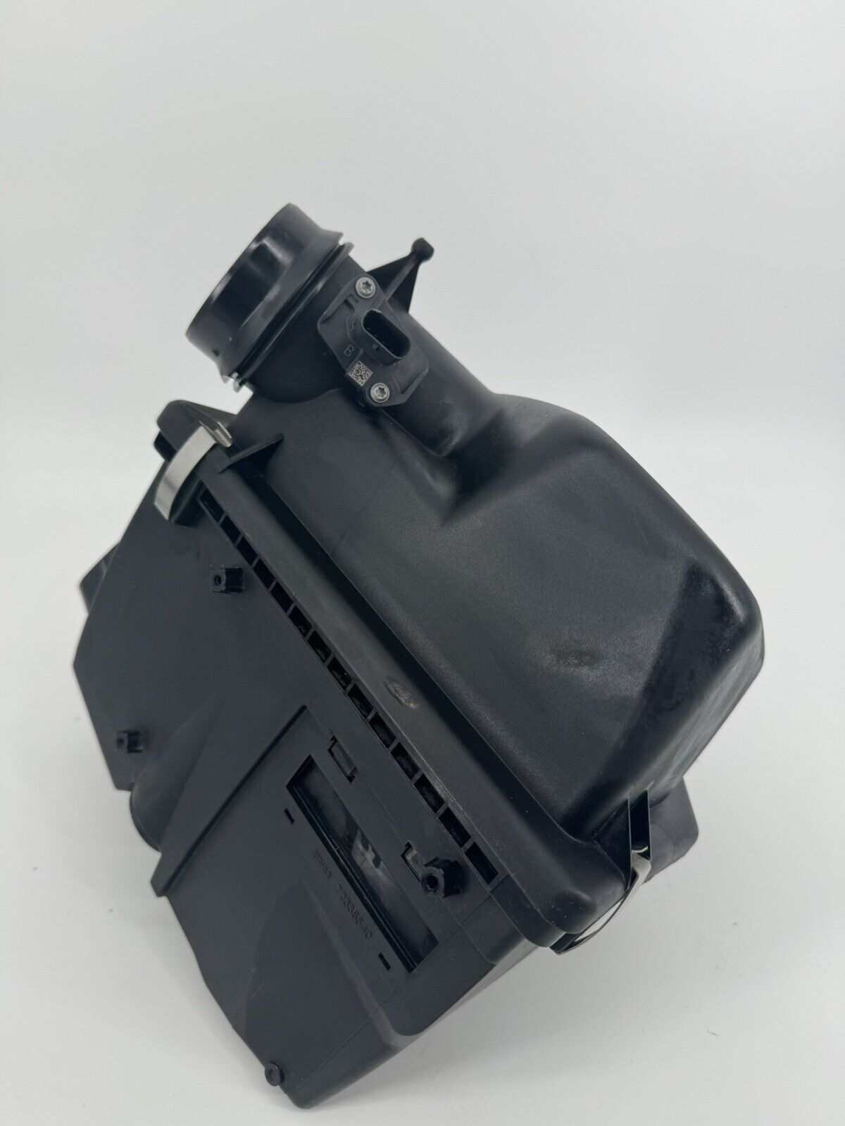 2012-2018 BMW f30 320 328 330 335 340 Engine AIR Filter Housing