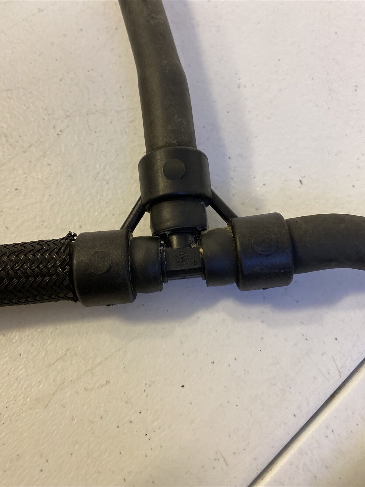 Chevrolet Camaro 2016 Front Cooling Line/ Cooling Hose 23104599 241kW ATV64889