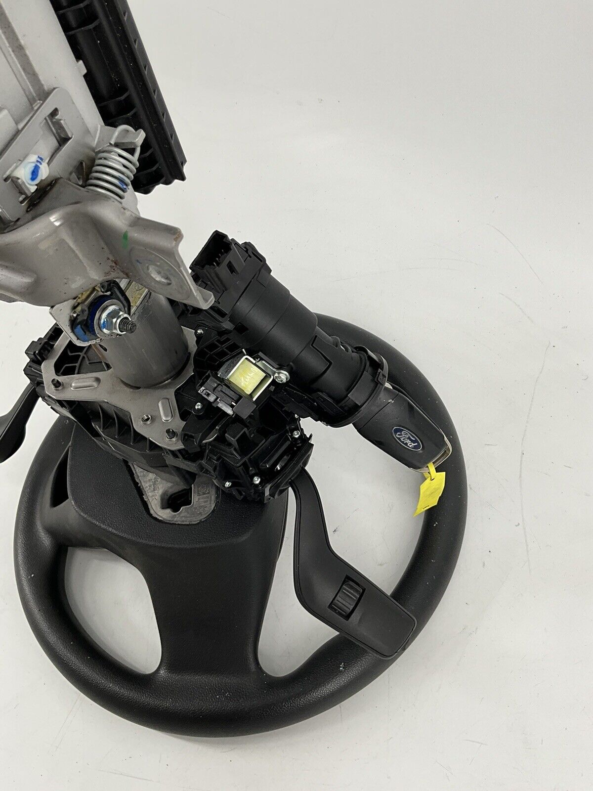 2022 Escape Steering Column Assembly With Key And Airbag Driver