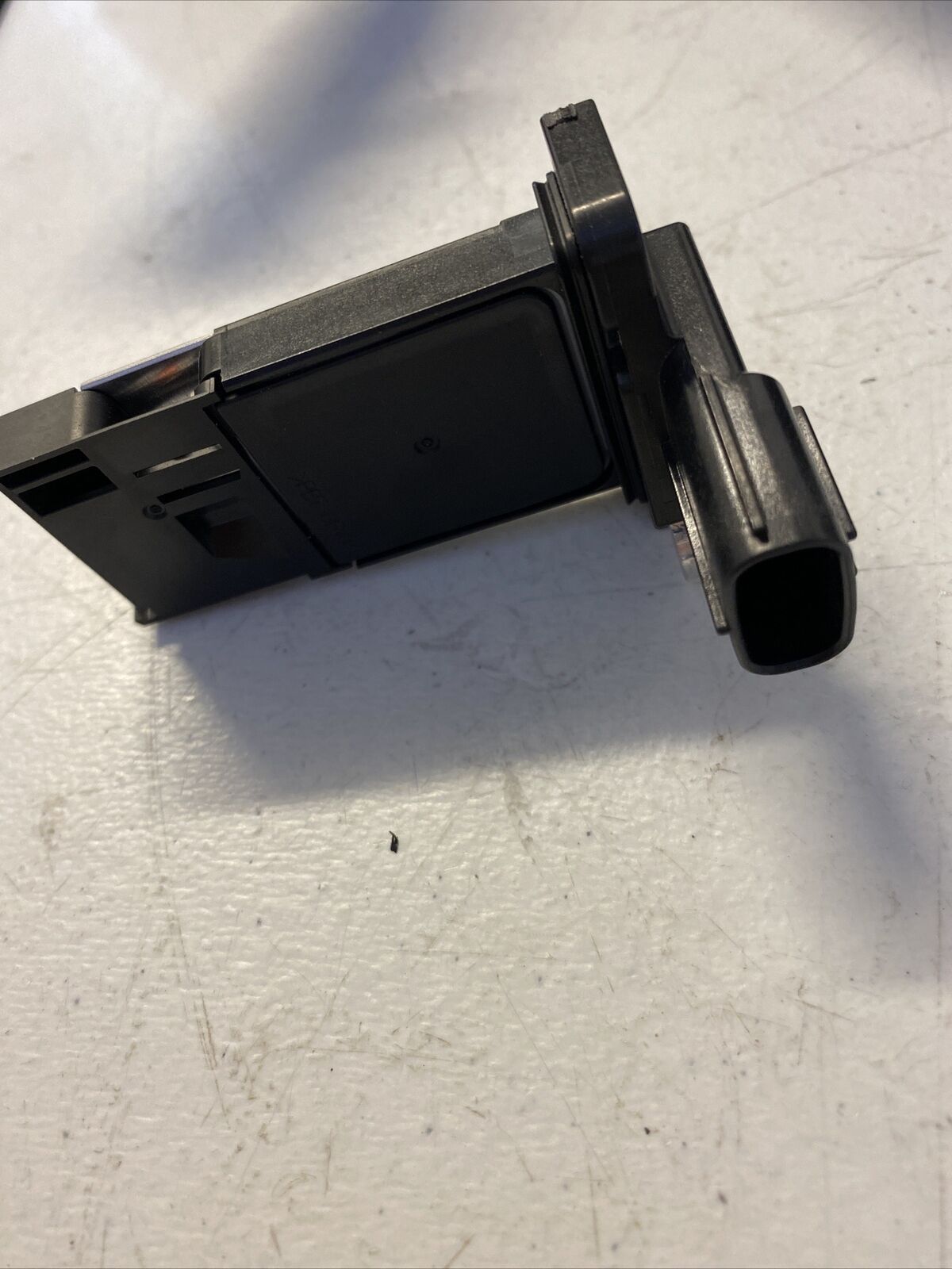 2019 TOYOTA PRIUS METER SUB-ASSY INTAKE AIR FLOW 22204-75030 OEM 16 17 18 19