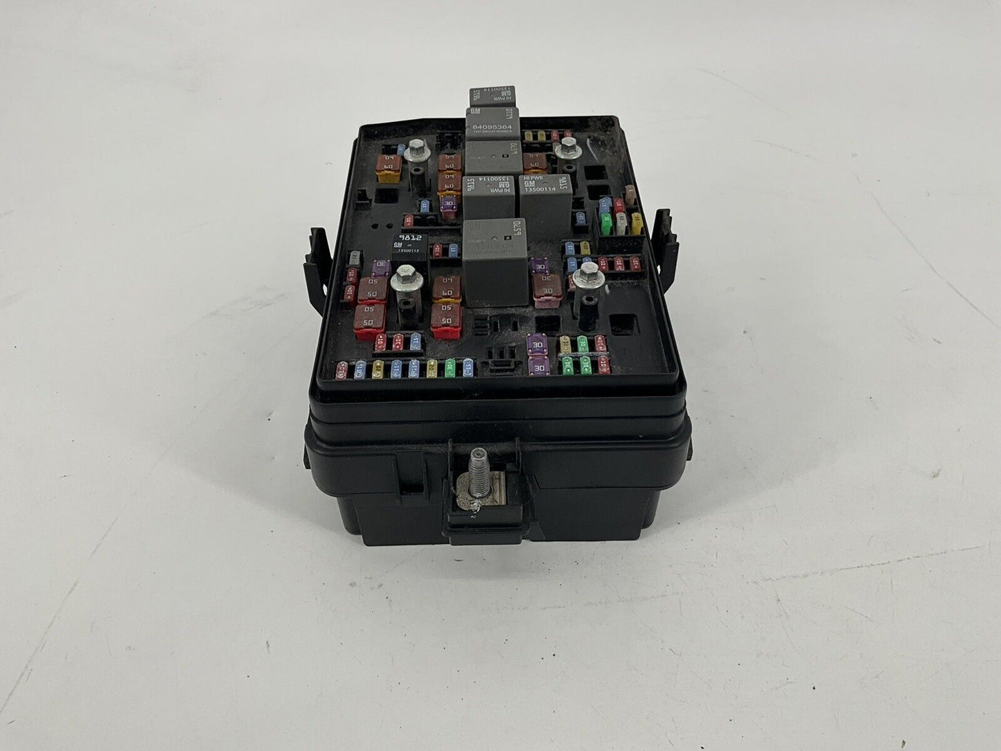 2020 Silverado 2500 Engine Fuse Box 84594609