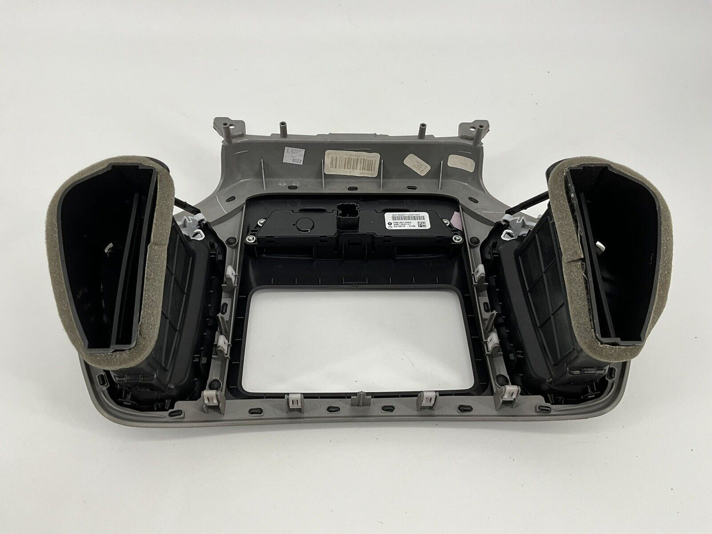 2015-2017 Chrysler 200 Center Dash Radio Bezel TRIM PANEL OEM 68160143AA