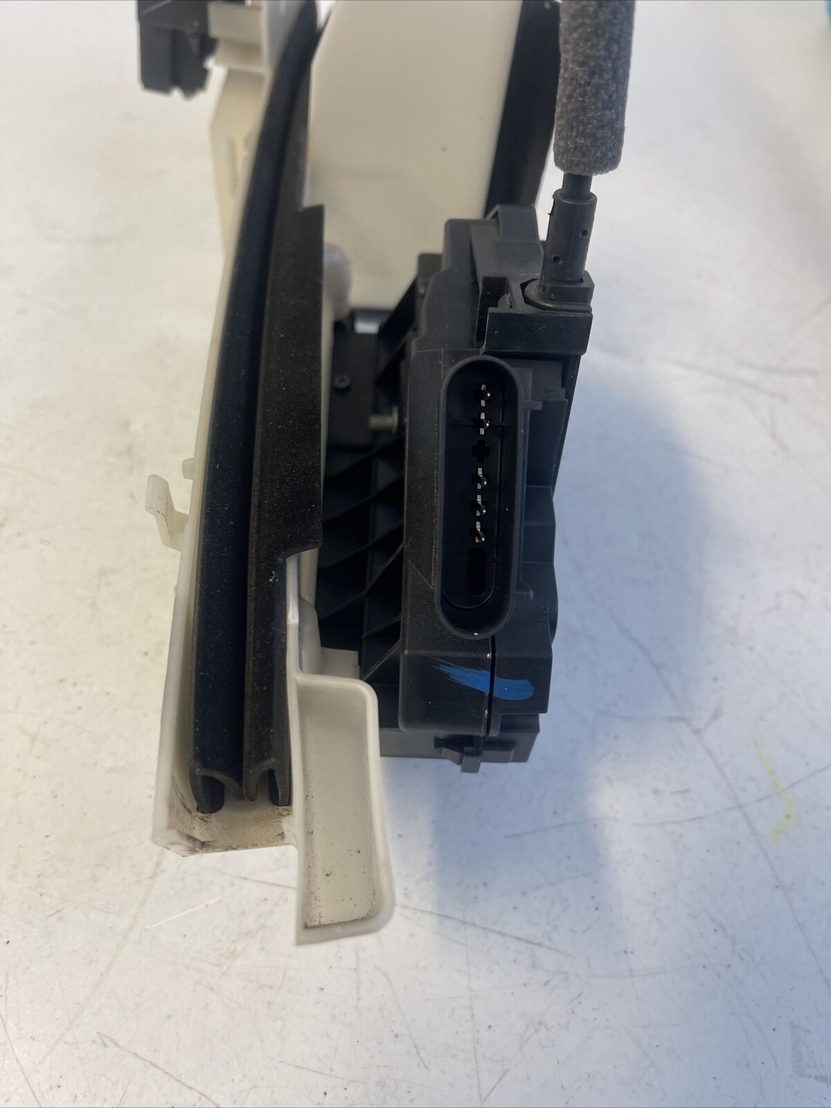 Right Passenger Front Door Rear Window + Lock Door Ford Escape