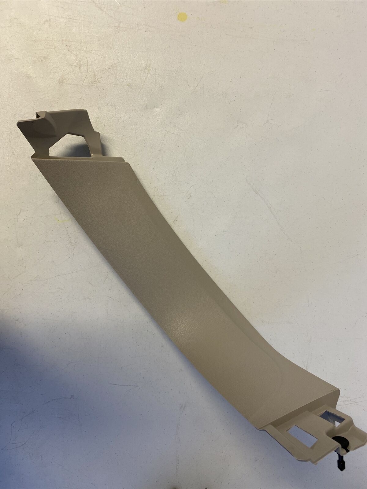2018-2021 CHRYSLER PACIFICA Gate Trunk LH Trim Upper Panel 5RJ28PD2AE