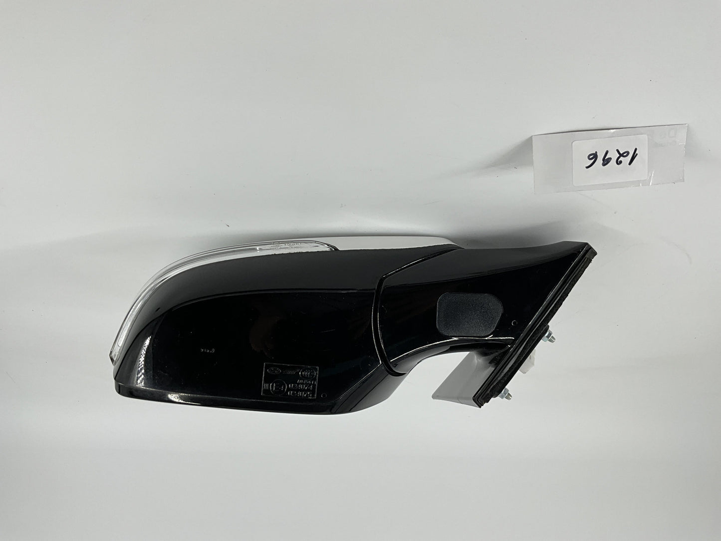 2013-2016 Hyundai Santa Fe Passenger Right Side View Power Door Mirror