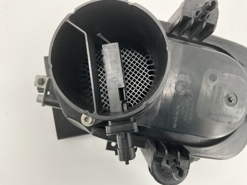 14-18 Maserati Ghibli Quattroporte Engine Air Intake Filter Right 670001543 OEM