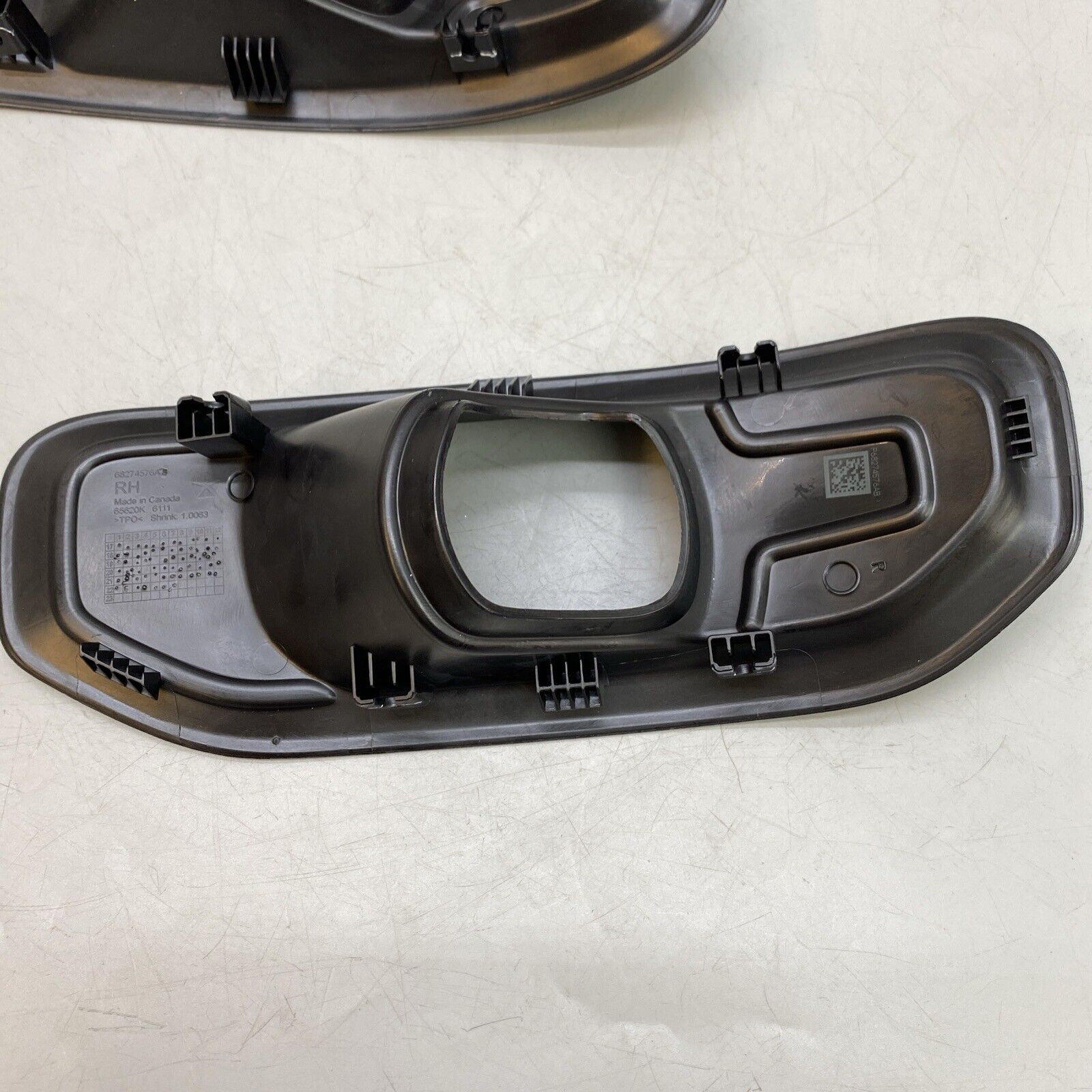 68274668AB OEM 2019-21 RAM 1500 (DT) Fog Lamp Bezel Kit