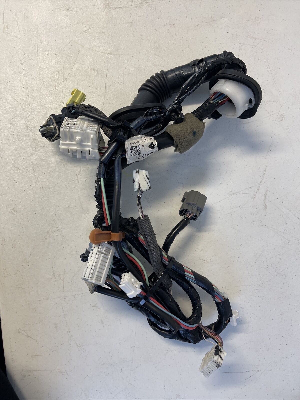 SUBARU OUTBACK FRONT LEFT DRIVE SIDE DOOR - OEM WIRING