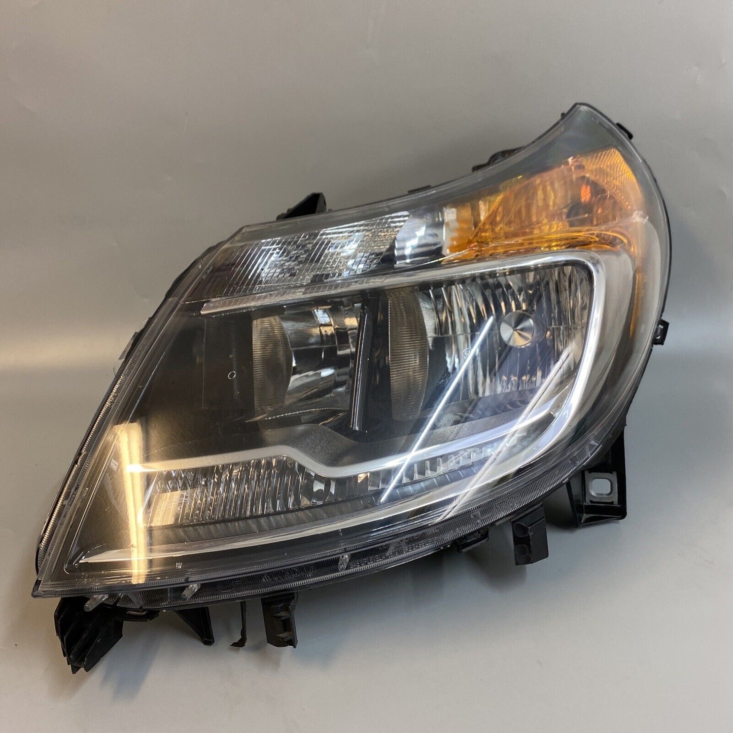 20-22 RAM PROMASTER FRONT LEFT DRIVER SIDE HEADLIGHT HEAD LIGHT LAMP OEM