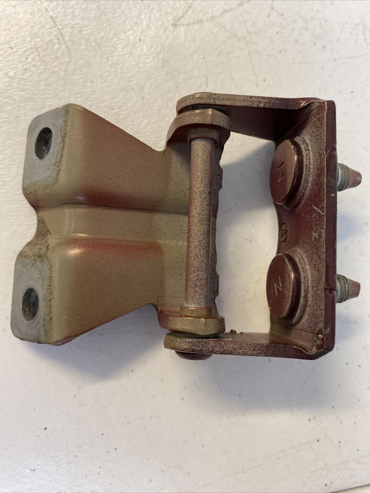 used Genuine Rear Door Hinge for Subaru Legacy