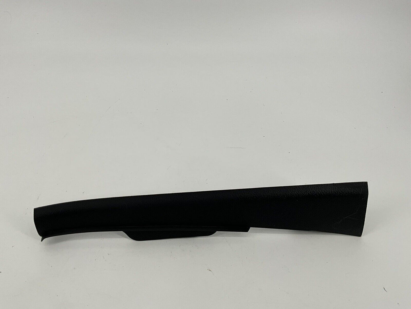 2014 - 2023 JEEP CHEROKEE FRONT RIGHT A PILLAR LOWER TRIM COVER OEM 1WG18DX9AD