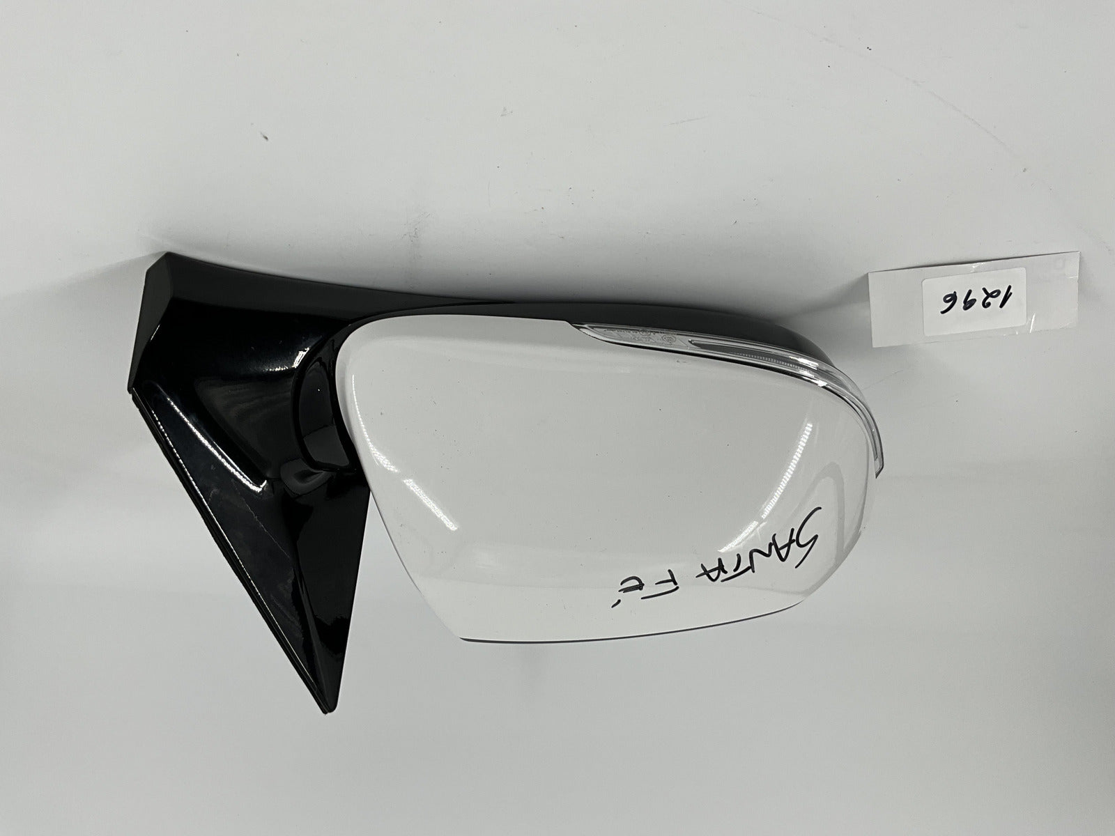 2013-2016 Hyundai Santa Fe Passenger Right Side View Power Door Mirror
