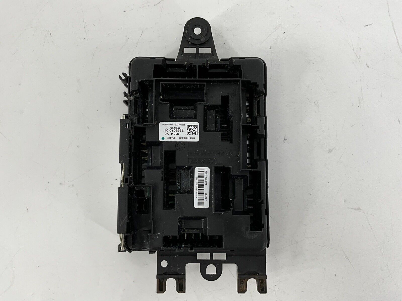 BMW 3 F30 Front Power Distribution Fuse Box Relay OEM 938907001