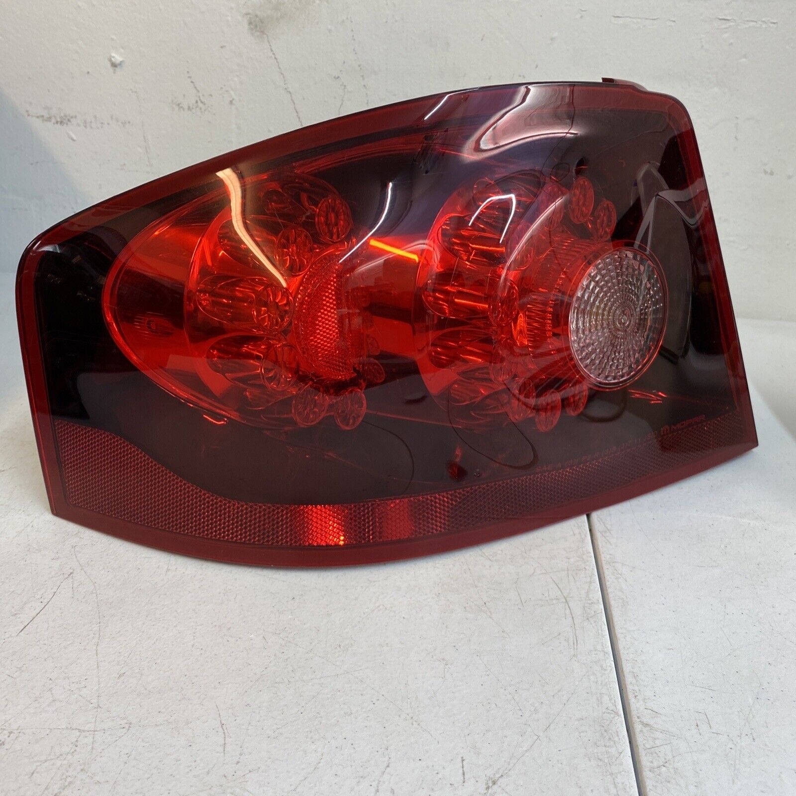 2011-2014 Dodge Avenger Driver Left Side Tail Light Taillight Oem EHBOZ