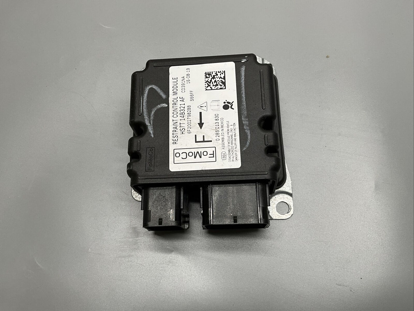 2019 FORD FUSION restraint control module HS7T14B321AH OEM 17 18 19 Deploy