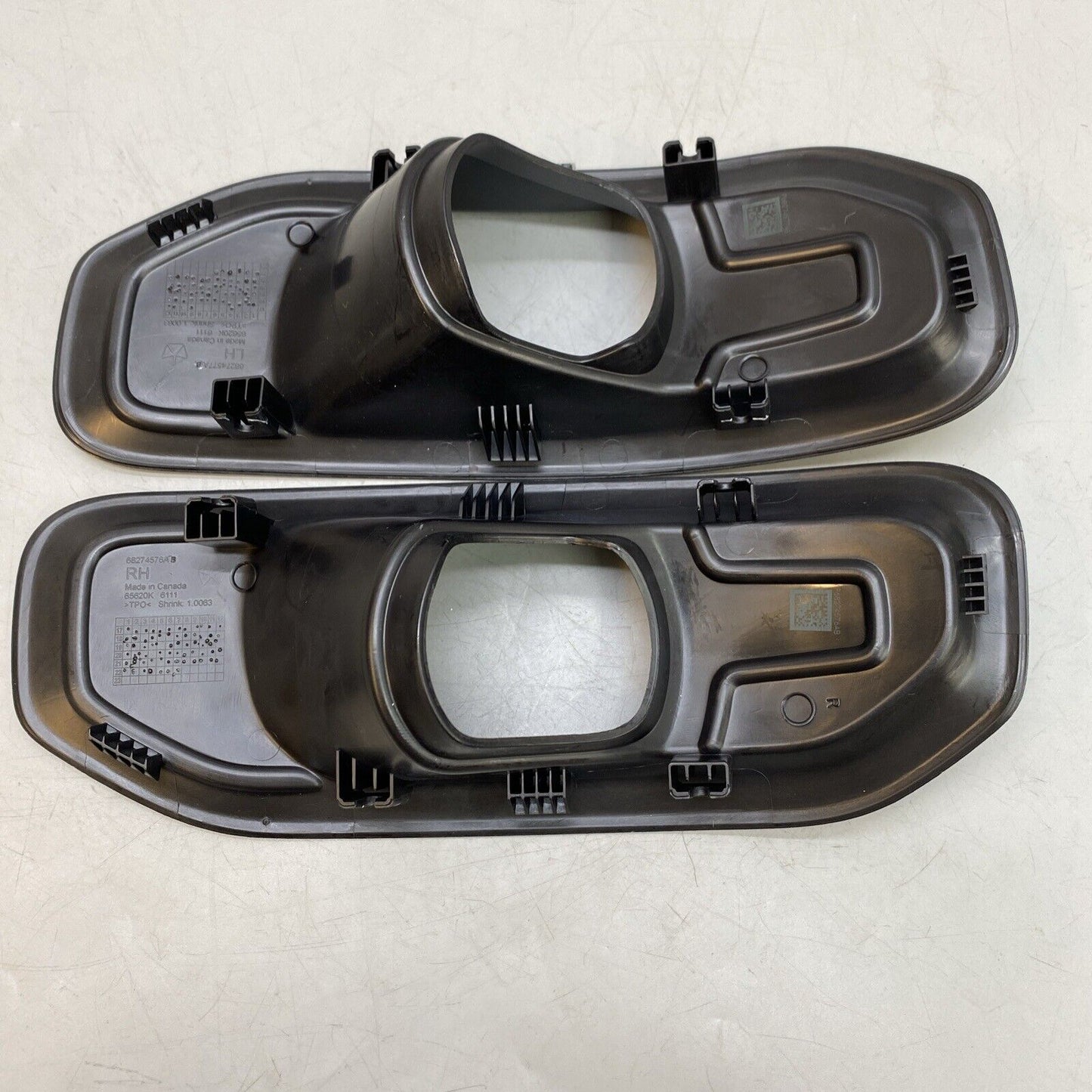 68274668AB OEM 2019-21 RAM 1500 (DT) Fog Lamp Bezel Kit