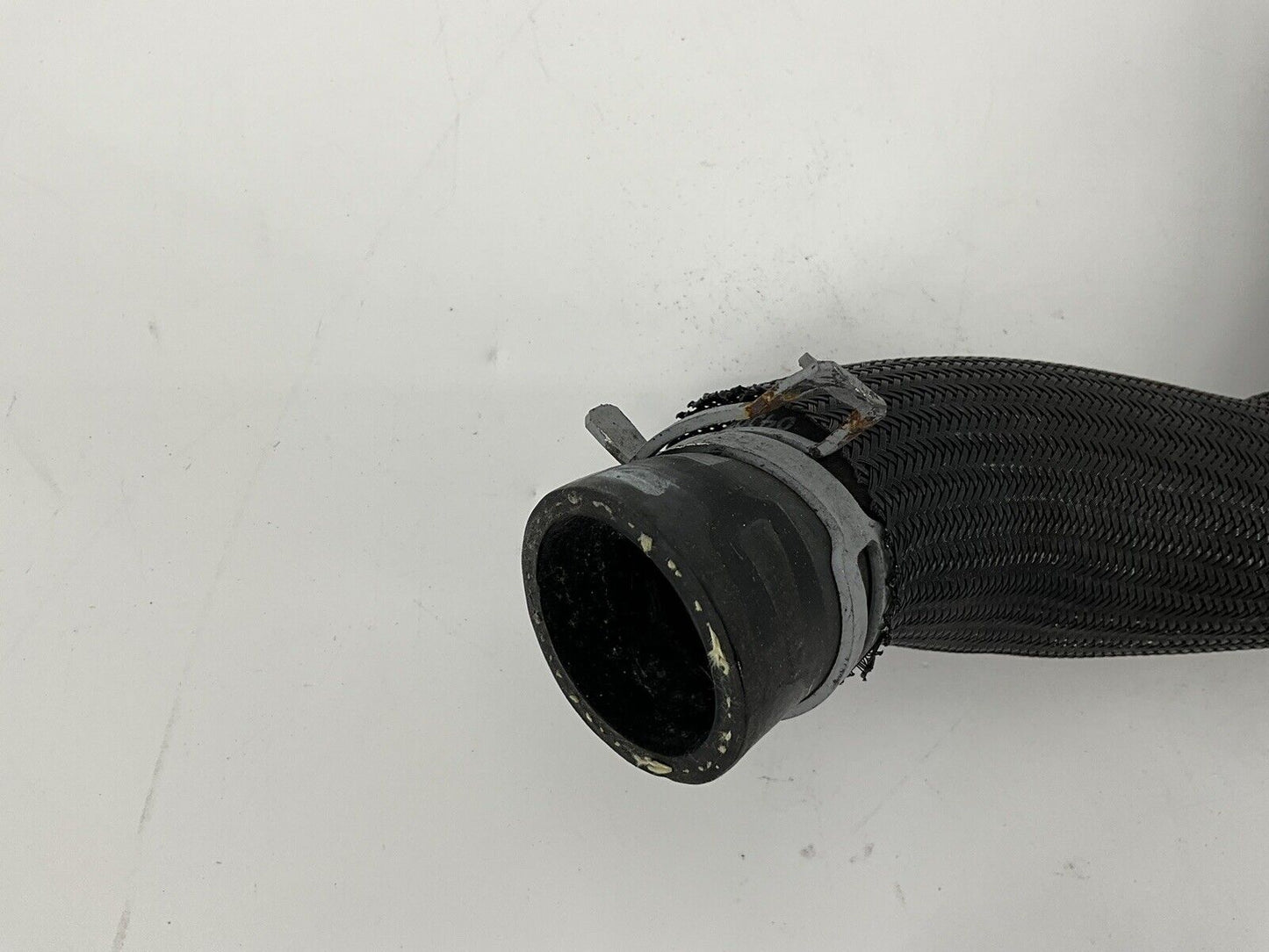 2018-2023 Chevrolet Traverse 3.6L Upper Radiator Hose OEM 84384387