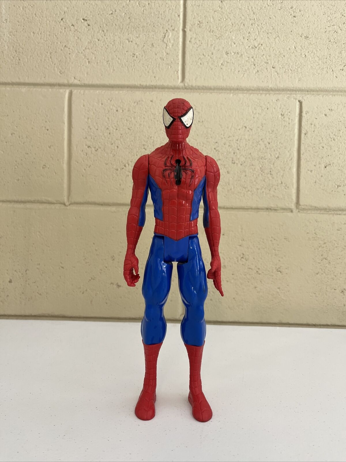 Marvel Comics B9760 Titan Hero Series Spider-Man Action Figure