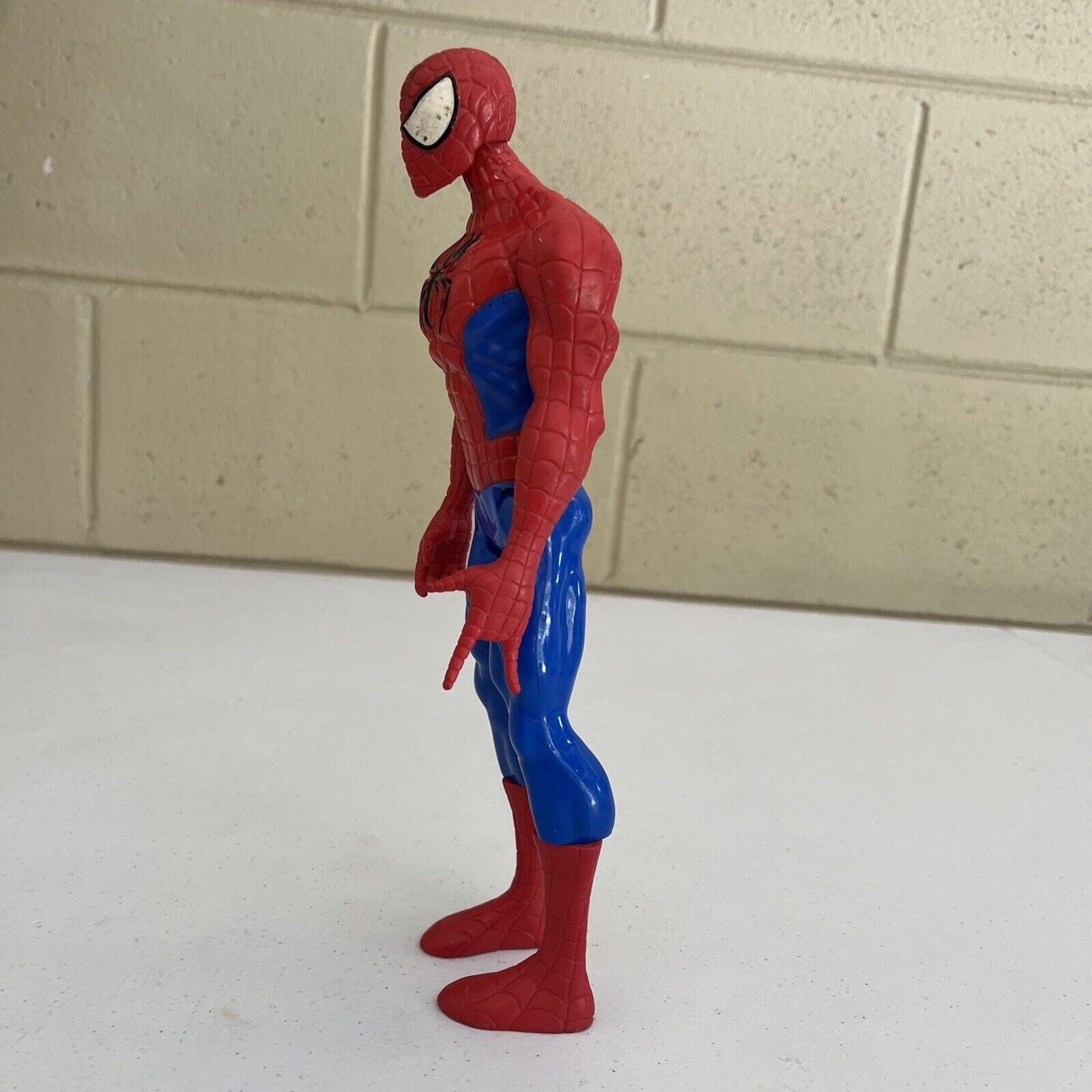 Marvel Comics B9760 Titan Hero Series Spider-Man Action Figure