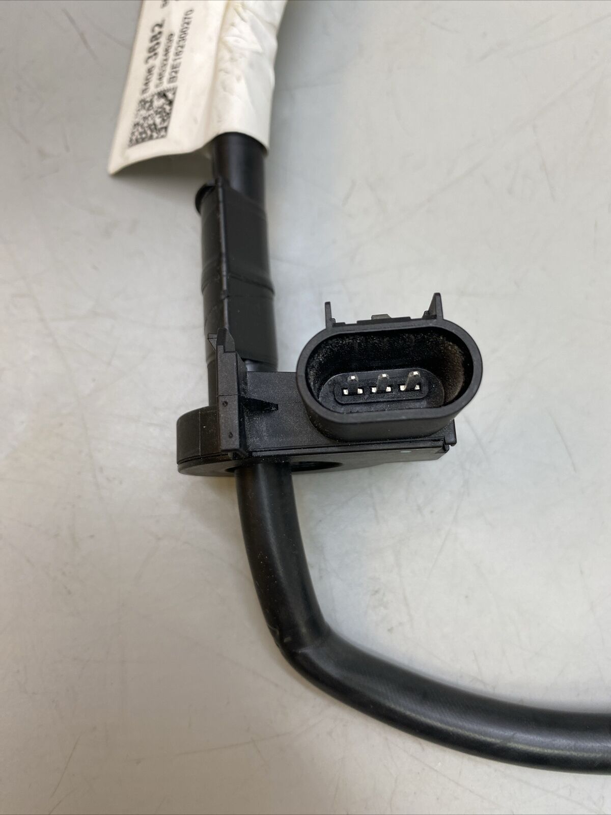 2019 - 2023 CHEVY CAMARO NEGATIVE BATTERY CABLE W/ TERMINALS & SENSOR 84063682