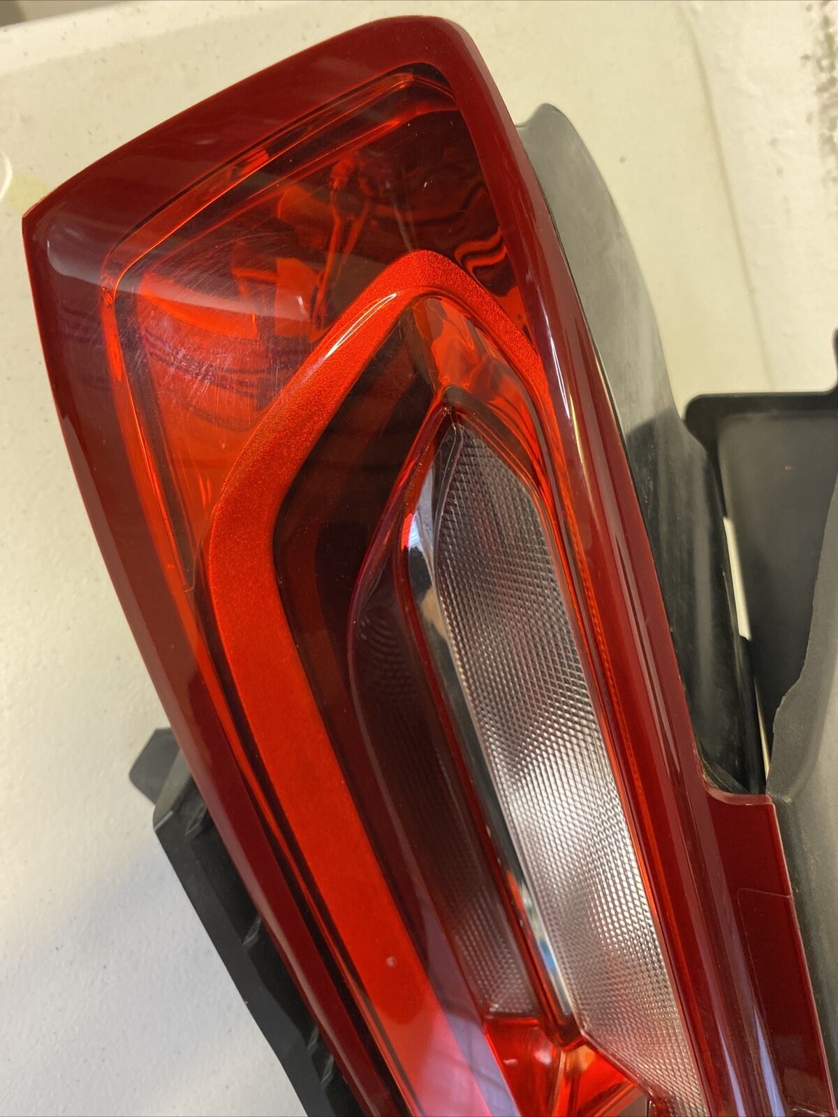 2016-18 CHEVROLET CAMARO OEM LED LH TAIL LIGHT. DRIVER SIDE F 00H TH4 049 13