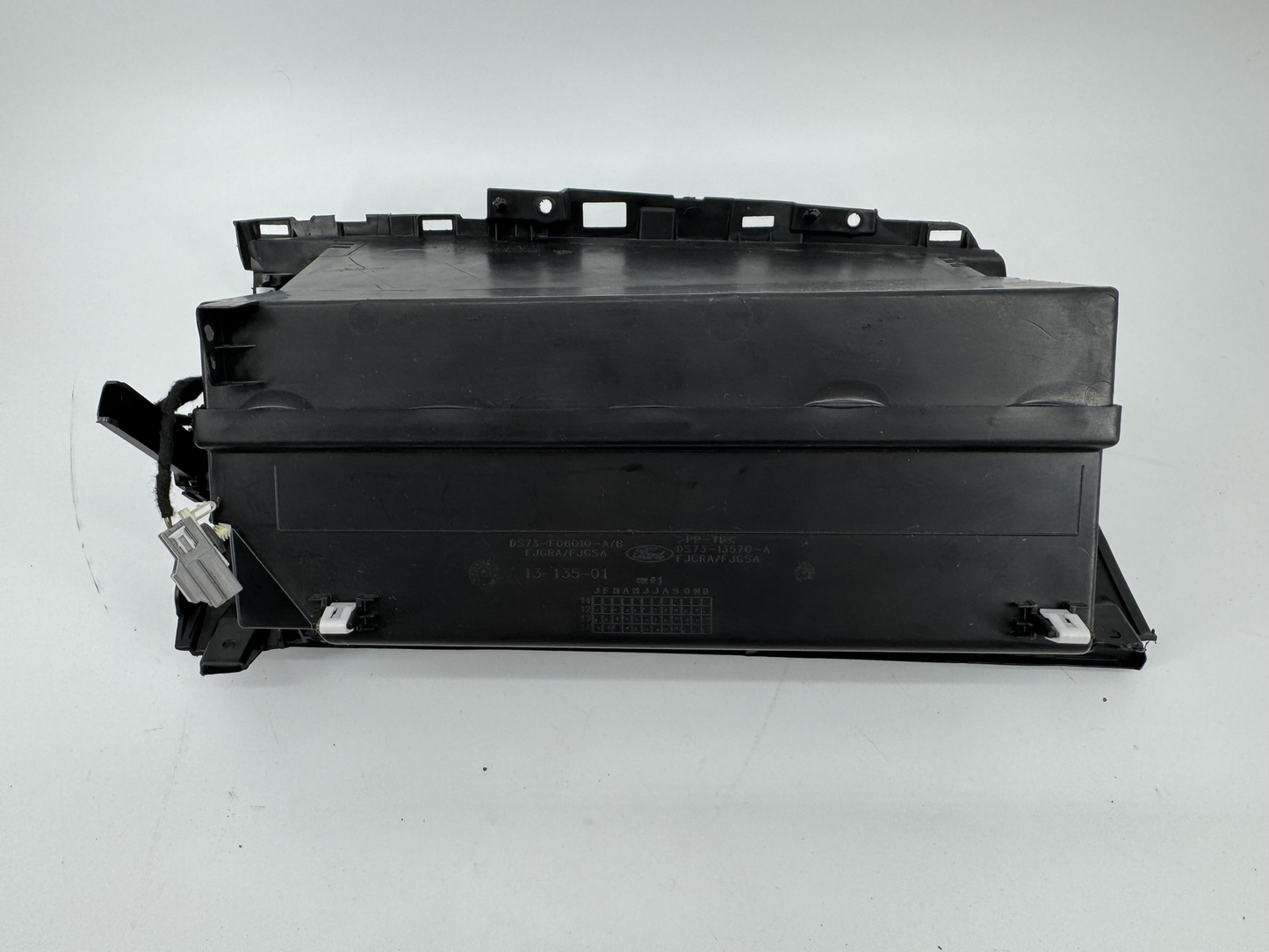 13-19 FORD FUSION Glove Box With owner's manual DS73F06010AB